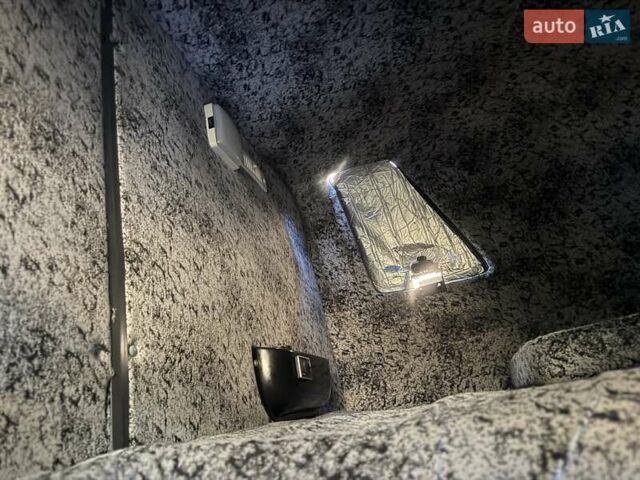 Синий Мерседес Sprinter, объемом двигателя 2.2 л и пробегом 274 тыс. км за 21950 $, фото 81 на Automoto.ua