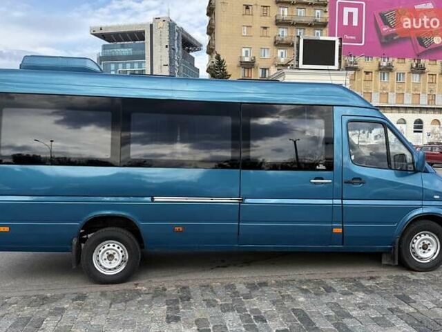 Мерседес Sprinter 1998 в Харькове на Automoto.ua Синий Мерседес Sprinter, объемом двигателя 2.87 л и пробегом 500 тыс. км за 9600 $, фото 4 на Automoto.ua