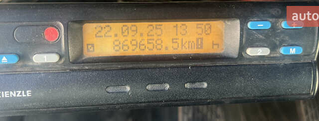 Мерседес Sprinter 1999 в Харькове на Automoto.ua Синий Мерседес Sprinter, объемом двигателя 2.87 л и пробегом 869 тыс. км за 18000 $, фото 15 на Automoto.ua