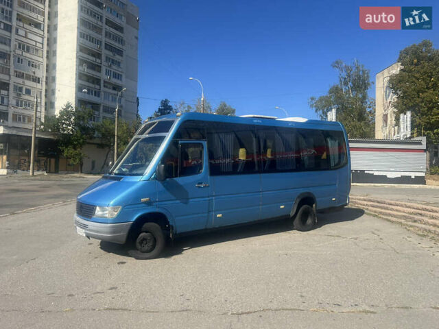 Мерседес Sprinter 1999 в Харькове на Automoto.ua Синий Мерседес Sprinter, объемом двигателя 2.87 л и пробегом 869 тыс. км за 18000 $, фото 1 на Automoto.ua
