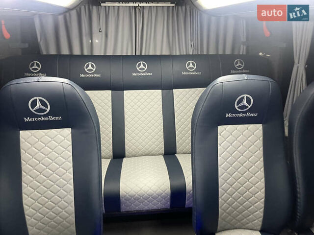 Синий Мерседес Sprinter, объемом двигателя 2.69 л и пробегом 560 тыс. км за 35000 $, фото 14 на Automoto.ua