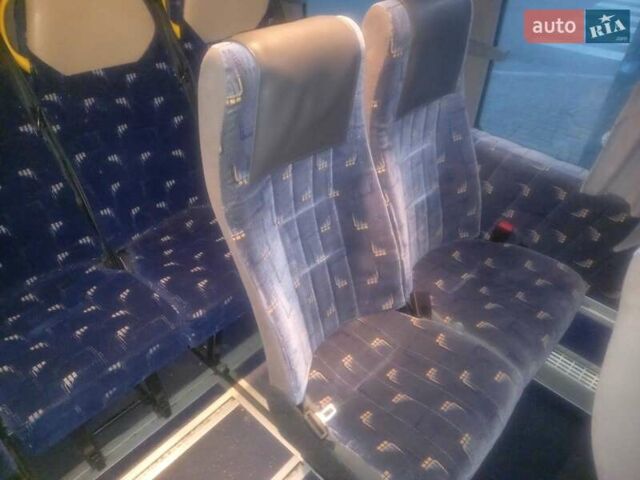 Синий Мерседес Sprinter, объемом двигателя 2.14 л и пробегом 360 тыс. км за 29999 $, фото 28 на Automoto.ua