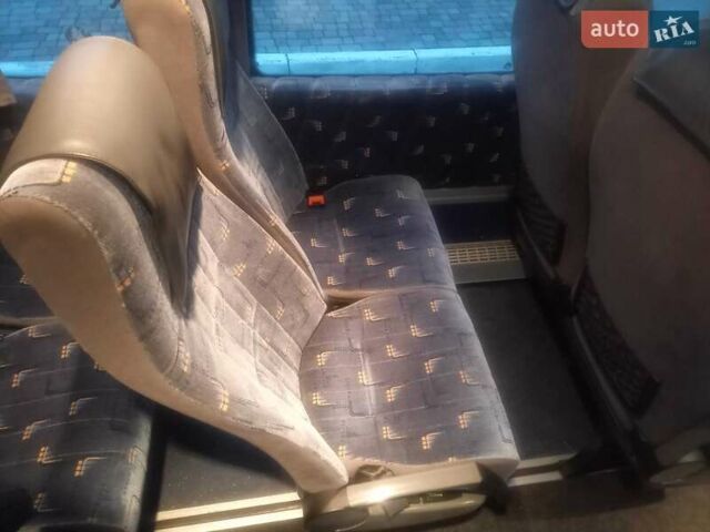 Синий Мерседес Sprinter, объемом двигателя 2.14 л и пробегом 360 тыс. км за 37700 $, фото 25 на Automoto.ua