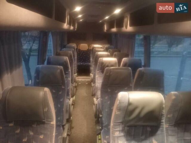 Синий Мерседес Sprinter, объемом двигателя 2.14 л и пробегом 360 тыс. км за 29999 $, фото 23 на Automoto.ua