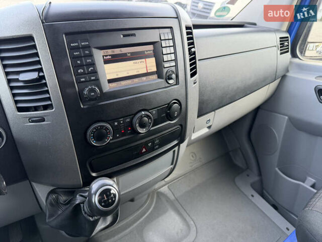 Синій Мерседес Sprinter, об'ємом двигуна 2.14 л та пробігом 261 тис. км за 25800 $, фото 9 на Automoto.ua