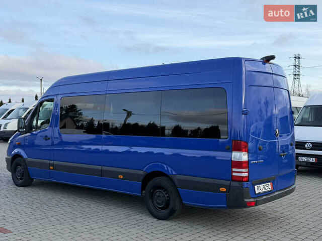 Синій Мерседес Sprinter, об'ємом двигуна 2.14 л та пробігом 261 тис. км за 25800 $, фото 4 на Automoto.ua