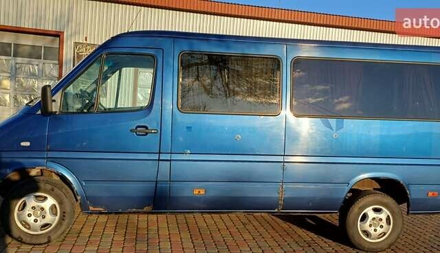 Синій Мерседес Sprinter, об'ємом двигуна 2.2 л та пробігом 500 тис. км за 5900 $, фото 3 на Automoto.ua
