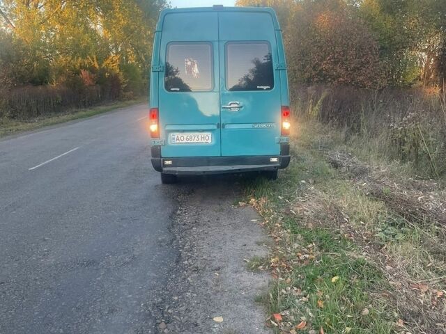 Синий Мерседес Sprinter, объемом двигателя 2.15 л и пробегом 900 тыс. км за 10500 $, фото 8 на Automoto.ua
