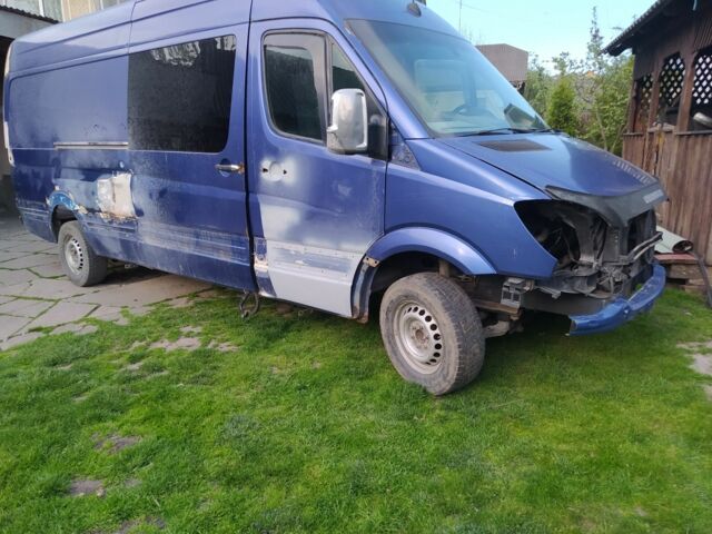 Синий Мерседес Sprinter, объемом двигателя 2 л и пробегом 180 тыс. км за 5200 $, фото 7 на Automoto.ua