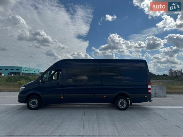 Синій Мерседес Sprinter, об'ємом двигуна 2.14 л та пробігом 247 тис. км за 29999 $, фото 1 на Automoto.ua