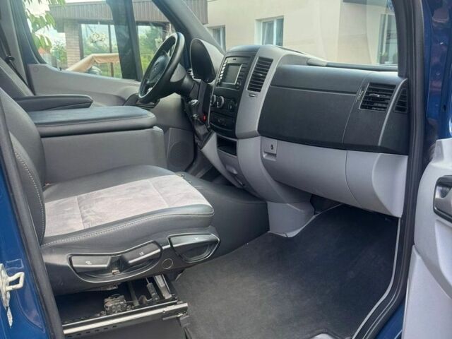 Синій Мерседес Sprinter, об'ємом двигуна 2.14 л та пробігом 247 тис. км за 29999 $, фото 16 на Automoto.ua