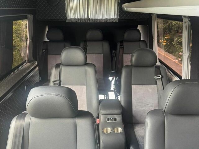Синій Мерседес Sprinter, об'ємом двигуна 2.14 л та пробігом 247 тис. км за 29999 $, фото 21 на Automoto.ua