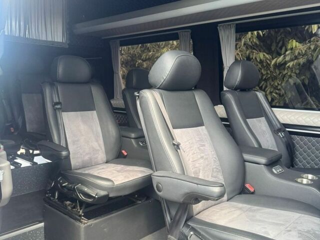 Синій Мерседес Sprinter, об'ємом двигуна 2.14 л та пробігом 247 тис. км за 29999 $, фото 18 на Automoto.ua