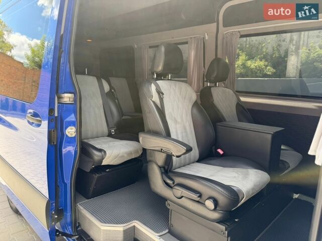 Синій Мерседес Sprinter, об'ємом двигуна 2.14 л та пробігом 446 тис. км за 38500 $, фото 33 на Automoto.ua