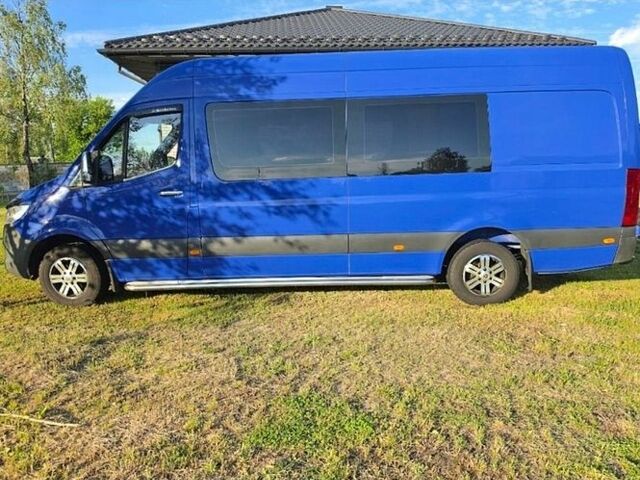 Синий Мерседес Sprinter, объемом двигателя 2.14 л и пробегом 678 тыс. км за 27000 $, фото 5 на Automoto.ua