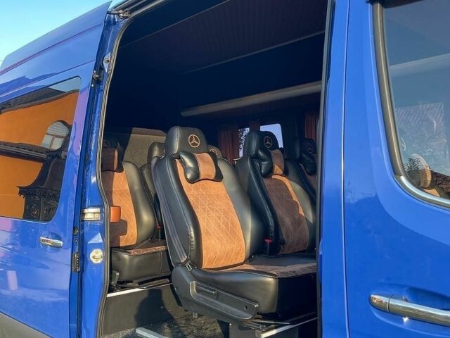Синій Мерседес Sprinter, об'ємом двигуна 2.1 л та пробігом 675 тис. км за 31500 $, фото 1 на Automoto.ua