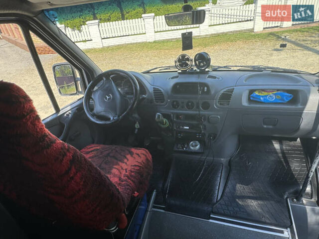 Синій Мерседес Sprinter, об'ємом двигуна 2.69 л та пробігом 500 тис. км за 9000 $, фото 8 на Automoto.ua