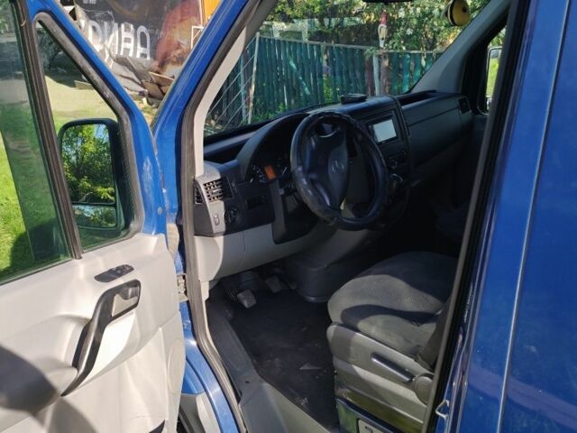 Синій Мерседес Sprinter, об'ємом двигуна 2 л та пробігом 444 тис. км за 7700 $, фото 7 на Automoto.ua