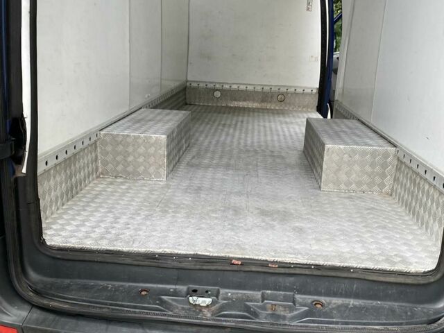 Синій Мерседес Sprinter, об'ємом двигуна 2 л та пробігом 268 тис. км за 20000 $, фото 6 на Automoto.ua