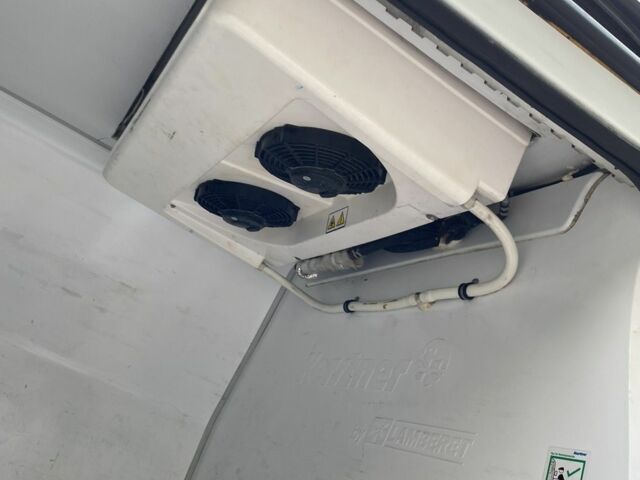 Синій Мерседес Sprinter, об'ємом двигуна 2 л та пробігом 268 тис. км за 20000 $, фото 5 на Automoto.ua