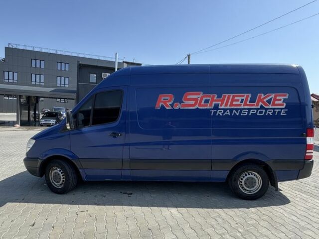Синий Мерседес Sprinter, объемом двигателя 2.1 л и пробегом 371 тыс. км за 13000 $, фото 5 на Automoto.ua