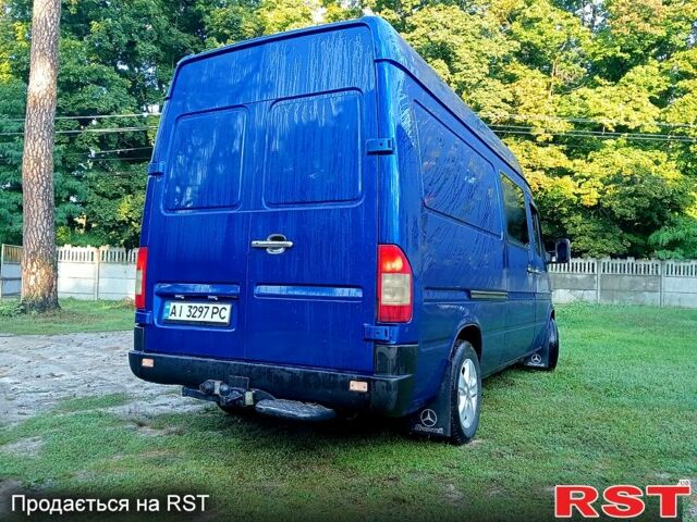 Синий Мерседес Sprinter, объемом двигателя 2.9 л и пробегом 677 тыс. км за 12000 $, фото 5 на Automoto.ua