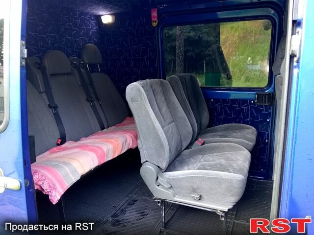 Синий Мерседес Sprinter, объемом двигателя 2.9 л и пробегом 677 тыс. км за 12000 $, фото 7 на Automoto.ua