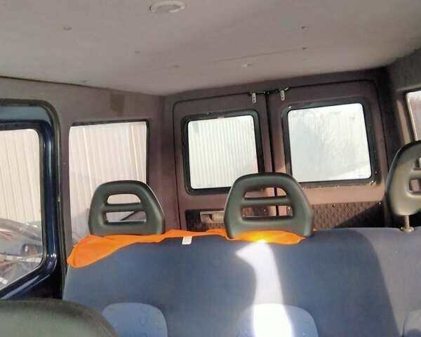 Синий Мерседес Sprinter, объемом двигателя 2.3 л и пробегом 360 тыс. км за 6500 $, фото 7 на Automoto.ua