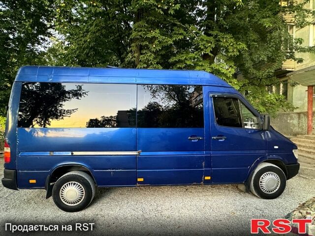 Синий Мерседес Sprinter, объемом двигателя 2.9 л и пробегом 555 тыс. км за 5500 $, фото 6 на Automoto.ua