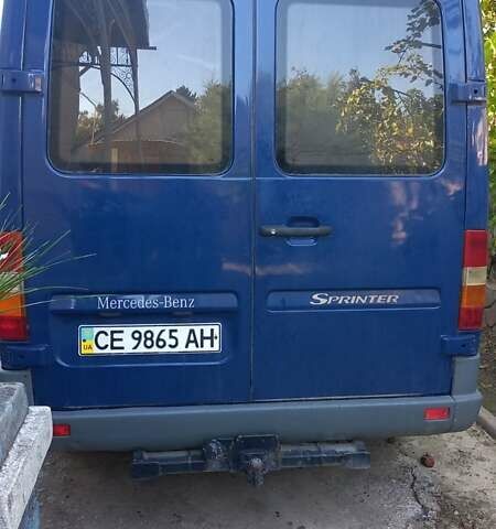 Синій Мерседес Sprinter, об'ємом двигуна 0 л та пробігом 345 тис. км за 6900 $, фото 3 на Automoto.ua