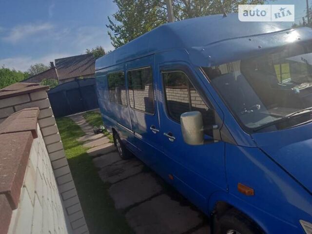 Синій Мерседес Sprinter, об'ємом двигуна 0 л та пробігом 125 тис. км за 6500 $, фото 1 на Automoto.ua