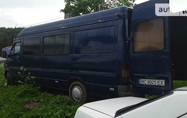 Синій Мерседес Sprinter, об'ємом двигуна 2.9 л та пробігом 632 тис. км за 5000 $, фото 1 на Automoto.ua