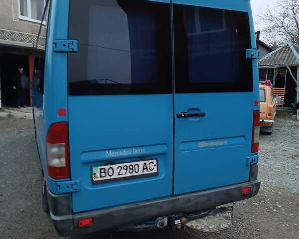 Синий Мерседес Sprinter, объемом двигателя 2.1 л и пробегом 300 тыс. км за 8350 $, фото 1 на Automoto.ua