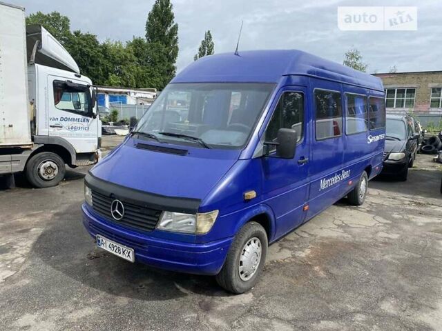 Синій Мерседес Sprinter, об'ємом двигуна 2.3 л та пробігом 200 тис. км за 6200 $, фото 1 на Automoto.ua