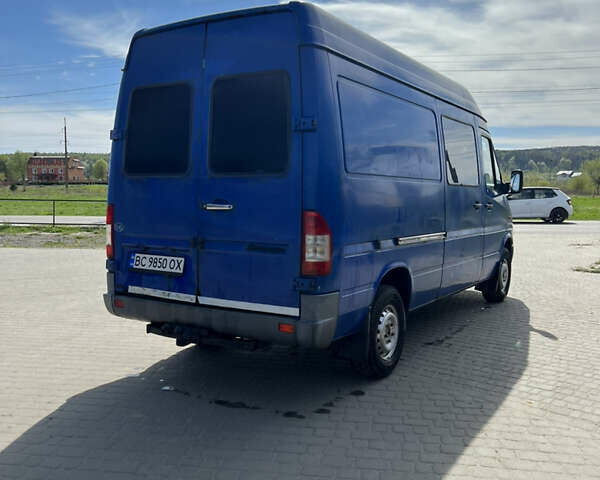 Синий Мерседес Sprinter, объемом двигателя 2.15 л и пробегом 470 тыс. км за 5800 $, фото 4 на Automoto.ua