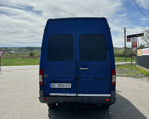 Синий Мерседес Sprinter, объемом двигателя 2.15 л и пробегом 470 тыс. км за 5800 $, фото 5 на Automoto.ua