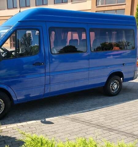 Синий Мерседес Sprinter, объемом двигателя 2.1 л и пробегом 260 тыс. км за 10500 $, фото 27 на Automoto.ua