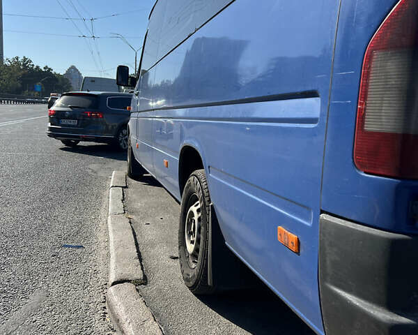 Синій Мерседес Sprinter, об'ємом двигуна 2.15 л та пробігом 288 тис. км за 12450 $, фото 2 на Automoto.ua