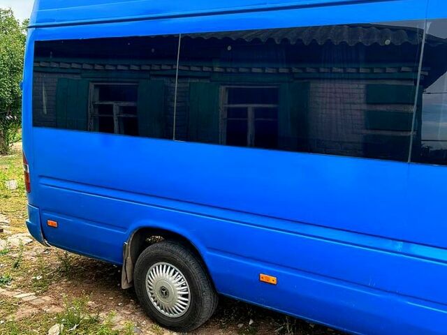 Синій Мерседес Sprinter, об'ємом двигуна 2.2 л та пробігом 0 тис. км за 7000 $, фото 7 на Automoto.ua