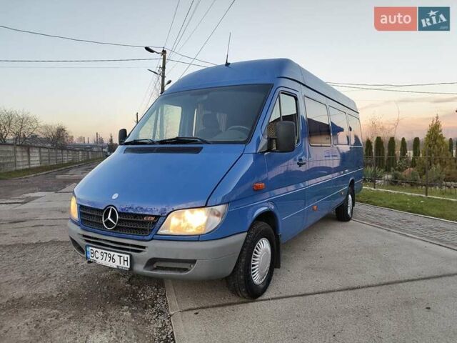 Синий Мерседес Sprinter, объемом двигателя 2.7 л и пробегом 260 тыс. км за 8200 $, фото 7 на Automoto.ua
