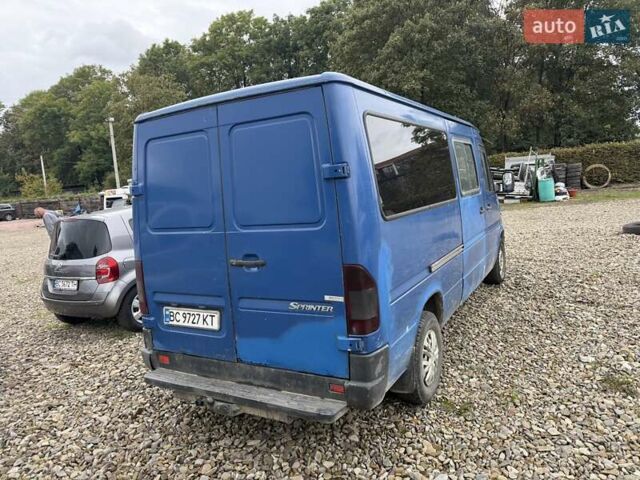 Синий Мерседес Sprinter, объемом двигателя 2.1 л и пробегом 350 тыс. км за 4800 $, фото 5 на Automoto.ua