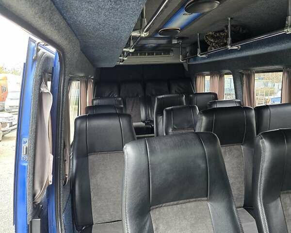 Синій Мерседес Sprinter, об'ємом двигуна 0 л та пробігом 390 тис. км за 7500 $, фото 6 на Automoto.ua