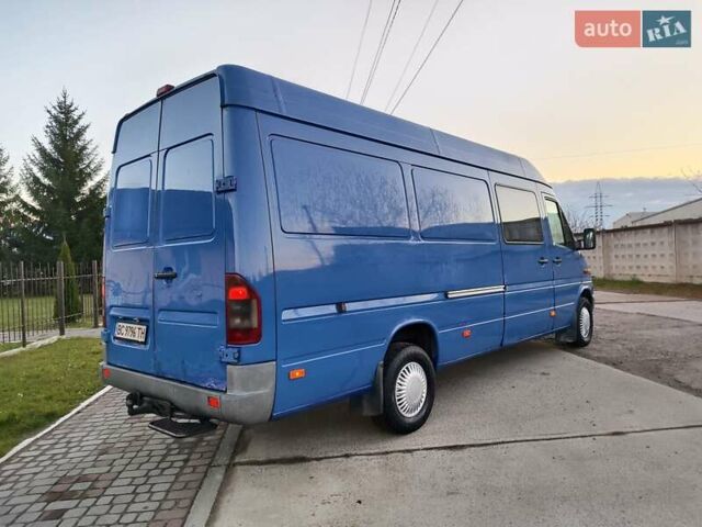 Синий Мерседес Sprinter, объемом двигателя 2.7 л и пробегом 260 тыс. км за 8200 $, фото 8 на Automoto.ua