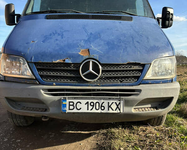 Синій Мерседес Sprinter, об'ємом двигуна 2.2 л та пробігом 447 тис. км за 4500 $, фото 12 на Automoto.ua