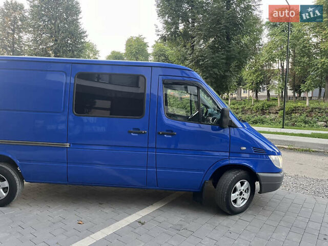Синий Мерседес Sprinter, объемом двигателя 2.7 л и пробегом 430 тыс. км за 9300 $, фото 19 на Automoto.ua