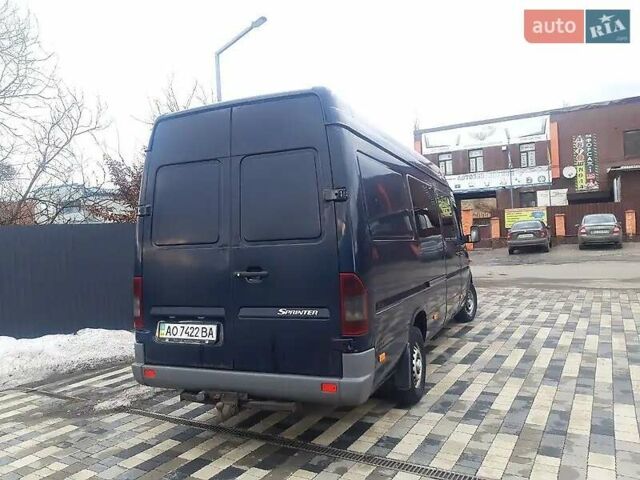 Синій Мерседес Sprinter, об'ємом двигуна 0 л та пробігом 250 тис. км за 8100 $, фото 4 на Automoto.ua