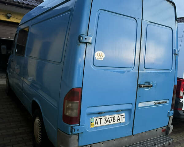 Синий Мерседес Sprinter, объемом двигателя 2.1 л и пробегом 300 тыс. км за 5300 $, фото 31 на Automoto.ua