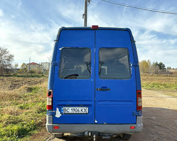 Синій Мерседес Sprinter, об'ємом двигуна 2.2 л та пробігом 447 тис. км за 4500 $, фото 7 на Automoto.ua