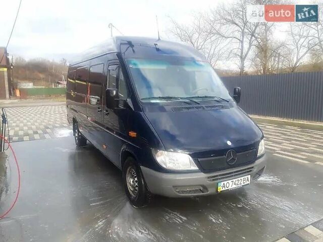Синій Мерседес Sprinter, об'ємом двигуна 0 л та пробігом 250 тис. км за 8100 $, фото 3 на Automoto.ua