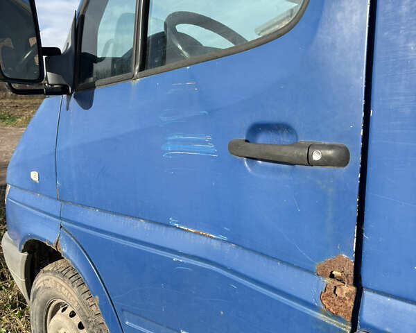 Синій Мерседес Sprinter, об'ємом двигуна 2.2 л та пробігом 447 тис. км за 4500 $, фото 30 на Automoto.ua
